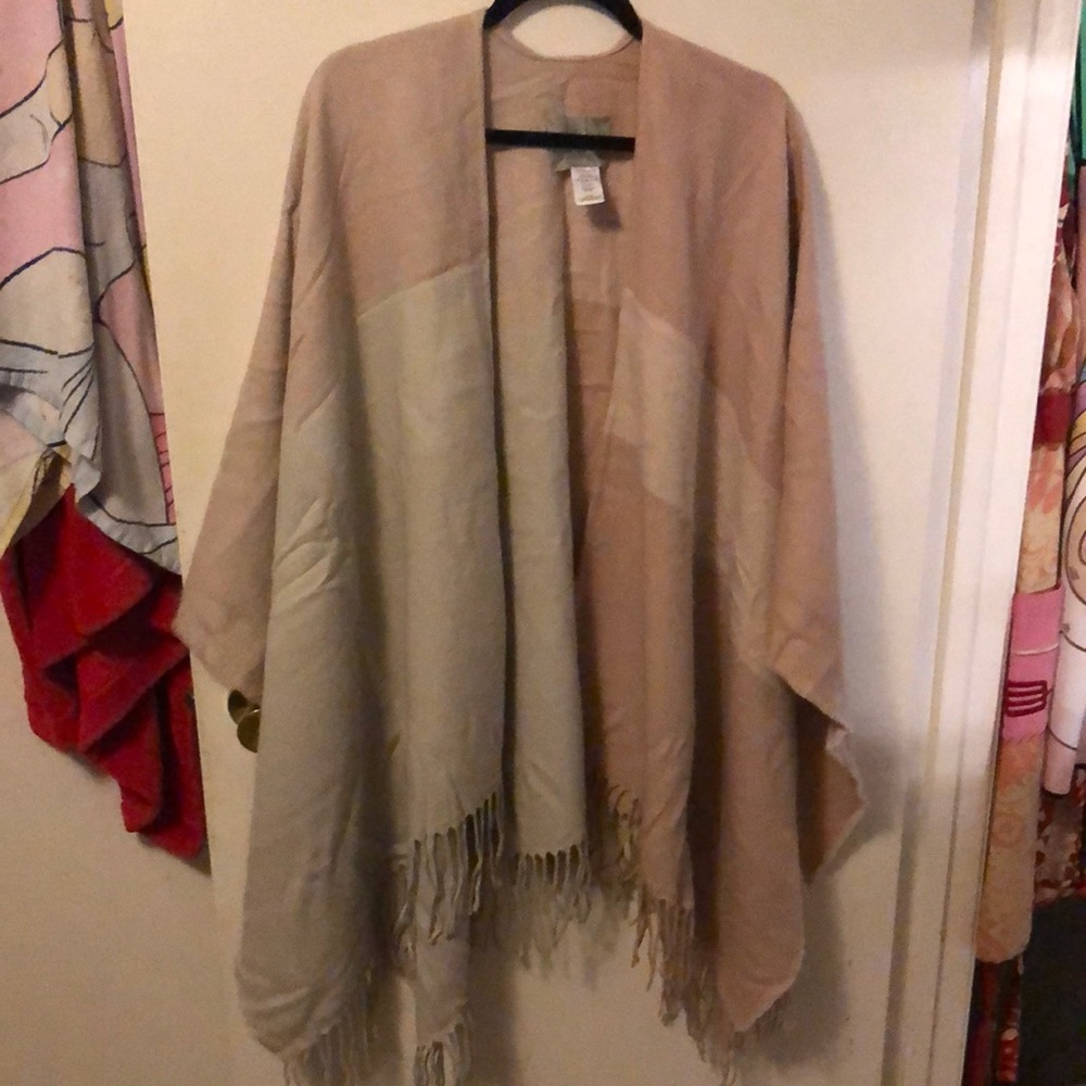 Sonia & Kyo Shawl